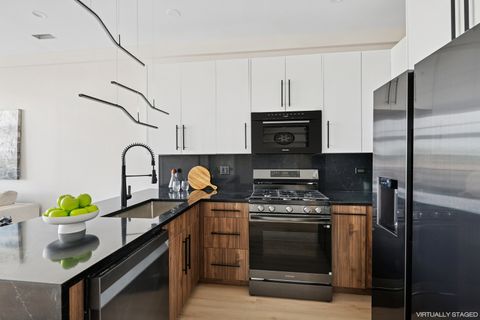 Tiny photo for 1355 N Western Avenue #4A, Chicago, IL 60622 (MLS # 12603762)