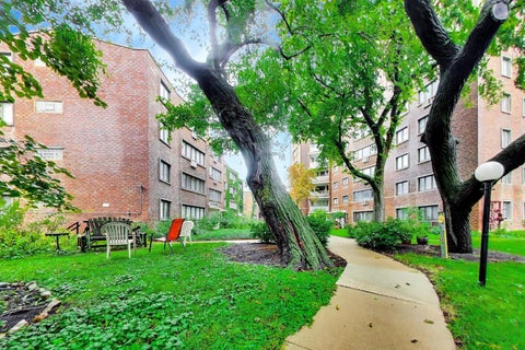 Tiny photo for 1138 W Lunt Avenue #2B, Chicago, IL 60626 (MLS # 12779090)