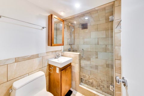 Tiny photo for 1138 W Lunt Avenue #2B, Chicago, IL 60626 (MLS # 12779090)