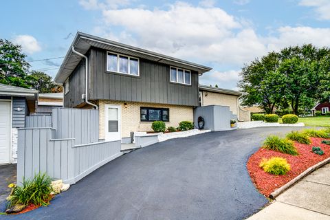 Tiny photo for 11601 S Lawler Avenue, Alsip, IL 60803 (MLS # 12452803)