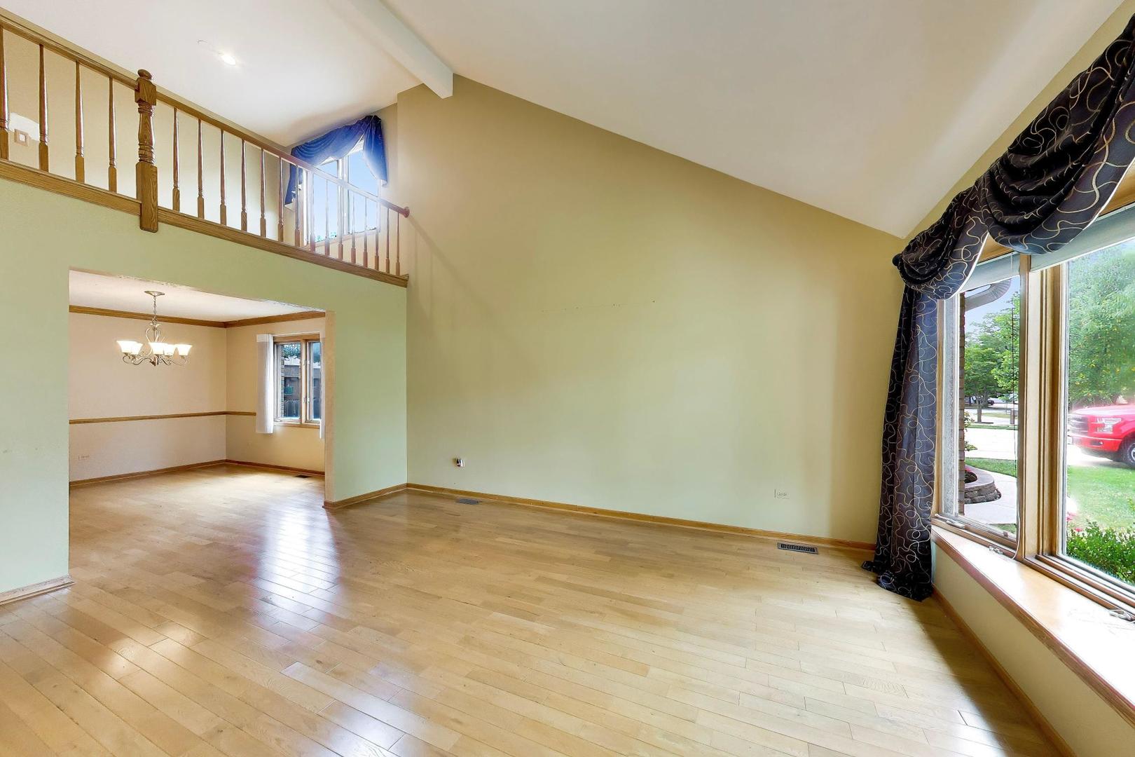 443 N Tara Lane