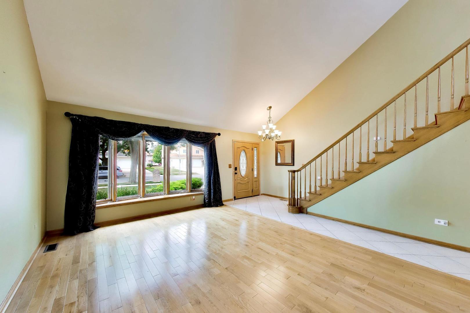 443 N Tara Lane