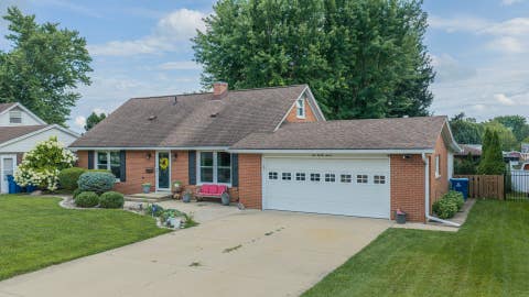 Tiny photo for 1027 W 3rd Street, Spring Valley, IL 61362 (MLS # 12722982)