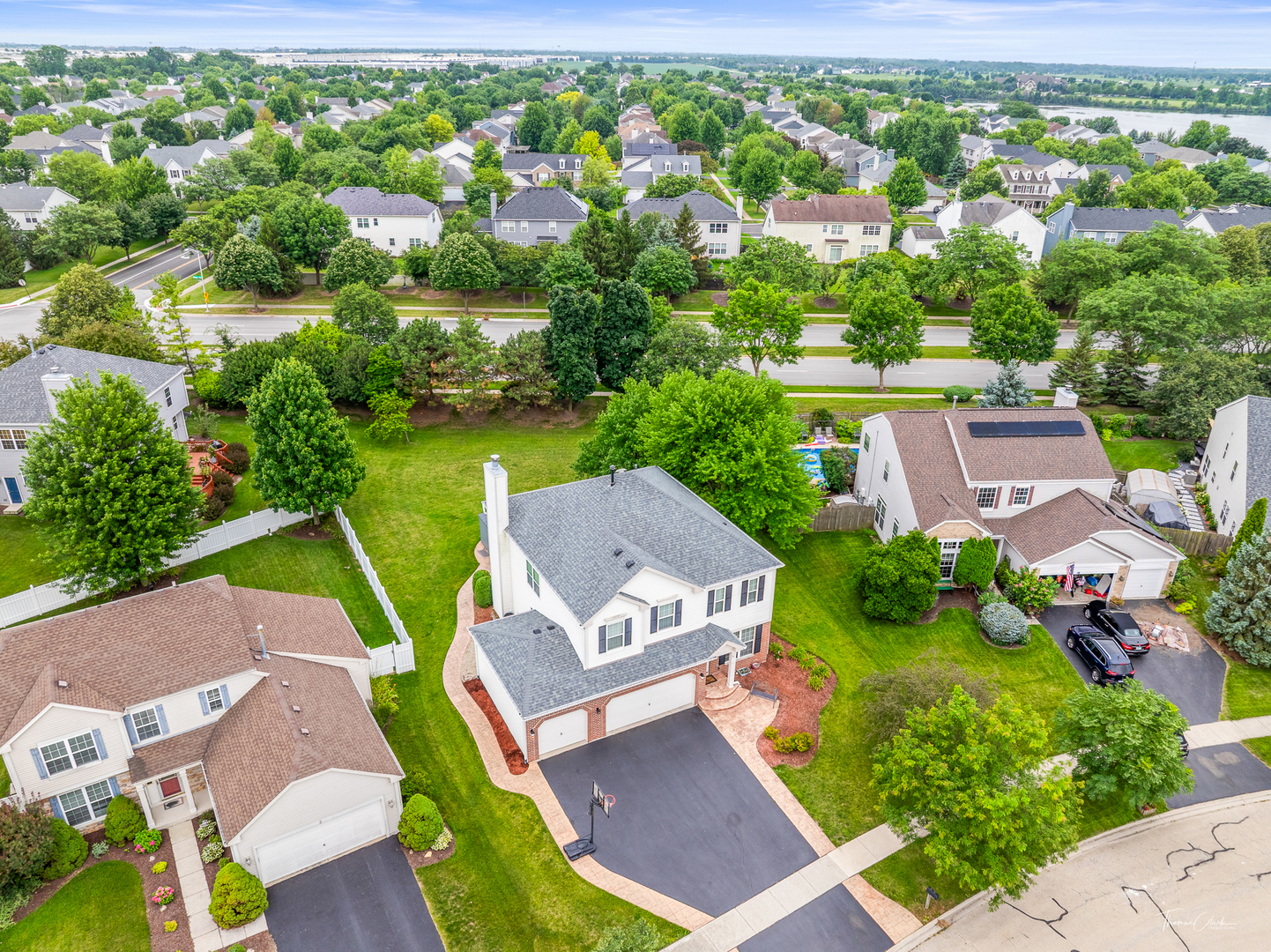 3 Arbors Edge Court