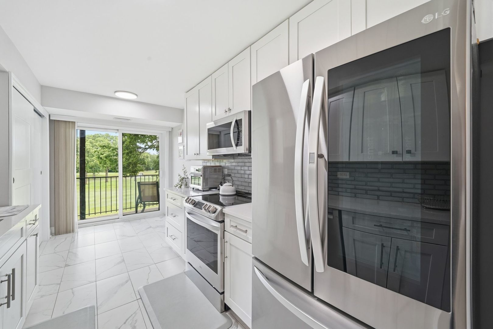 1400 N Yarmouth Place 303