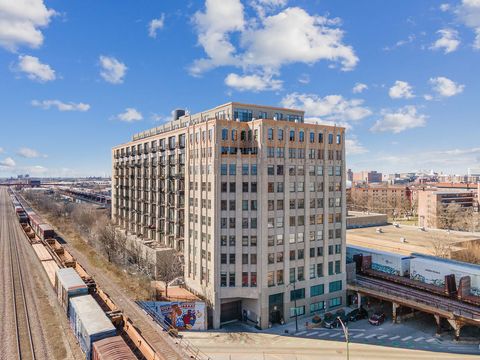 1550 S Blue Island 501 Chicago IL 60608