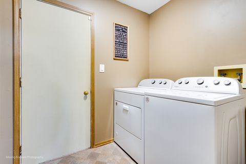 Tiny photo for 1501 Peachtree Lane, Lockport, IL 60441 (MLS # 12591814)