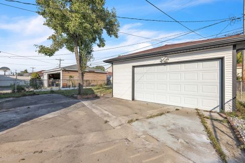 Tiny photo for 7817 S Kenton Avenue, Chicago, IL 60652 (MLS # 12529427)