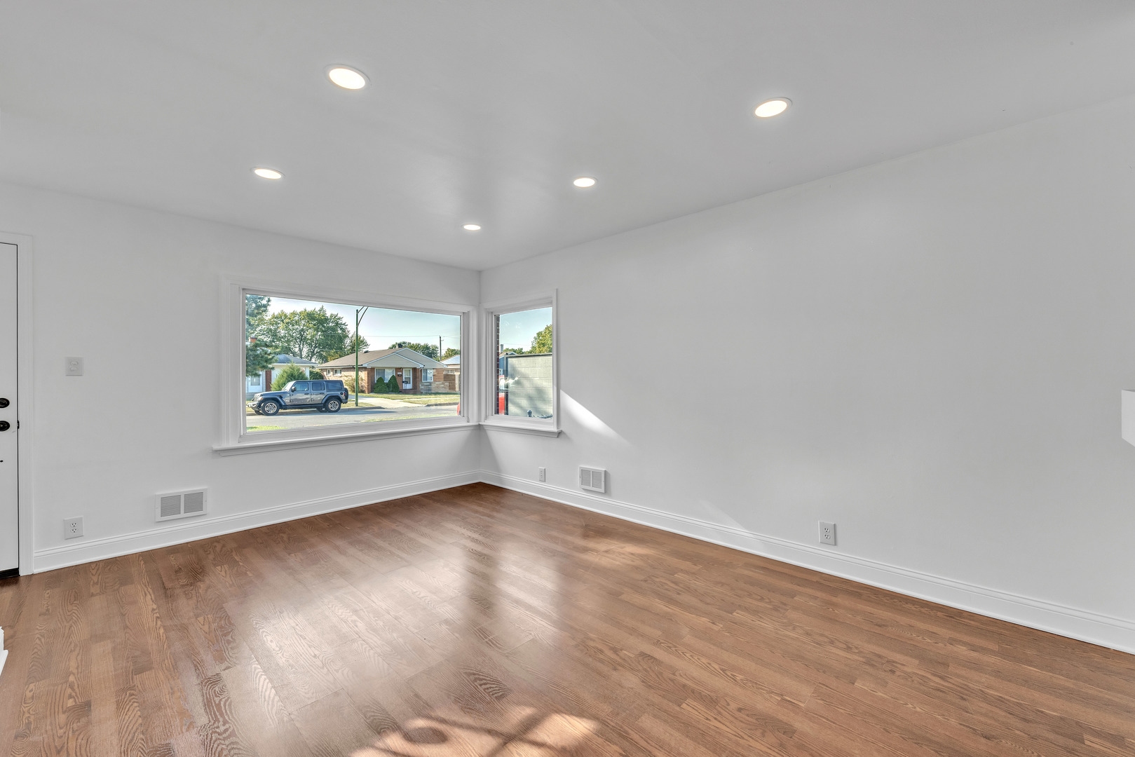 7817 S Kenton Avenue