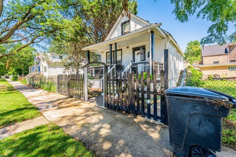 Tiny photo for 7553 S Saint Lawrence Avenue, Chicago, IL 60619 (MLS # 12716012)