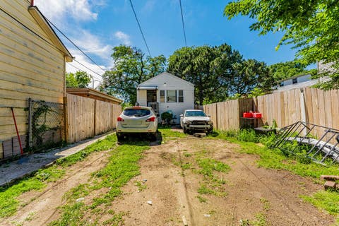 Tiny photo for 7553 S Saint Lawrence Avenue, Chicago, IL 60619 (MLS # 12716012)