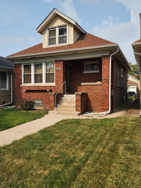 Photo of 2930 N Mulligan Avenue, Chicago, IL 60634 (MLS # 12720946)