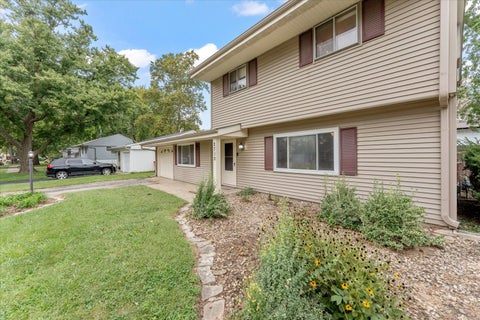 Tiny photo for 2712 Alton Drive, Champaign, IL 61821 (MLS # 12706939)
