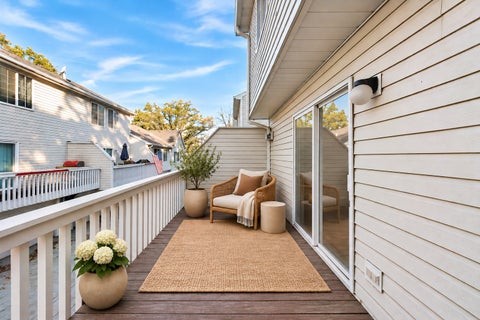 Tiny photo for 319 W Whispering Oaks Lane, Round Lake, IL 60073 (MLS # 12791504)