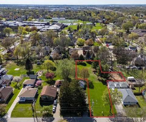 214 Parker Avenue West Chicago IL 60185