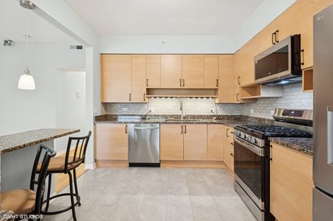 Tiny photo for 911 Busse Highway #302, Park Ridge, IL 60068 (MLS # 12383746)