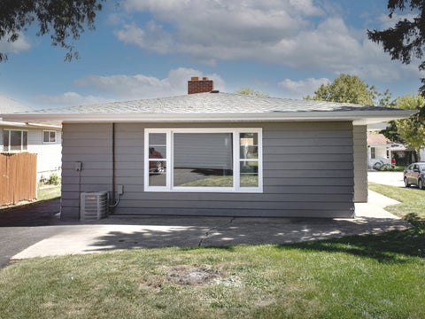 Tiny photo for 1911 N Hickory Street, Crest Hill, IL 60403 (MLS # 12654069)
