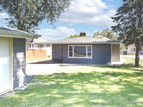 Tiny photo for 1911 N Hickory Street, Crest Hill, IL 60403 (MLS # 12654069)