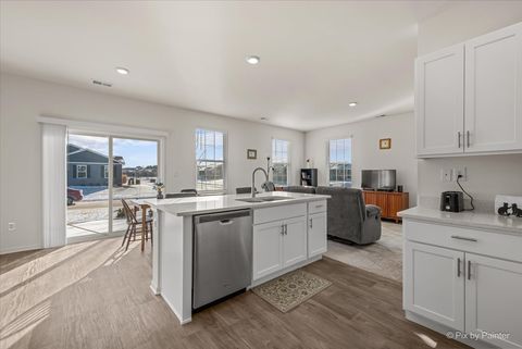 Tiny photo for 6302 Maple Glen Drive #3081, Wonder Lake, IL 60097 (MLS # 12536395)