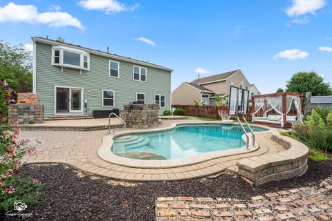 Tiny photo for 4811 Bordeaux Drive, Lake In The Hills, IL 60156 (MLS # 12725727)