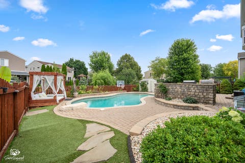 Tiny photo for 4811 Bordeaux Drive, Lake In The Hills, IL 60156 (MLS # 12725727)