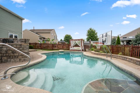 Tiny photo for 4811 Bordeaux Drive, Lake In The Hills, IL 60156 (MLS # 12725727)