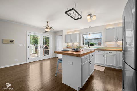 Tiny photo for 4811 Bordeaux Drive, Lake In The Hills, IL 60156 (MLS # 12725727)