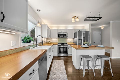 Tiny photo for 4811 Bordeaux Drive, Lake In The Hills, IL 60156 (MLS # 12725727)