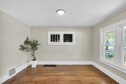 Tiny photo for 1518 W University Avenue, Champaign, IL 61821 (MLS # 12613407)