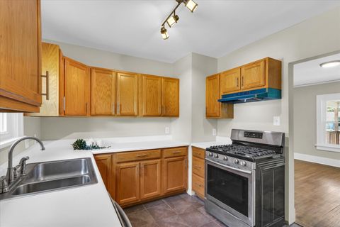Tiny photo for 1518 W University Avenue, Champaign, IL 61821 (MLS # 12613407)