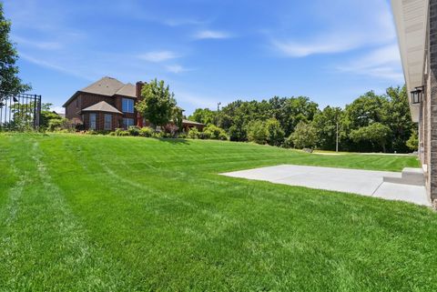 Tiny photo for 16580 Kayla Drive, Lemont, IL 60439 (MLS # 12688586)