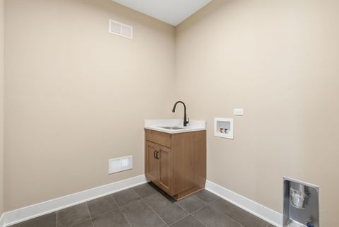 Tiny photo for 16580 Kayla Drive, Lemont, IL 60439 (MLS # 12688586)