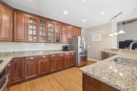 Tiny photo for 26404 W Red Apple Road, Plainfield, IL 60585 (MLS # 12620673)