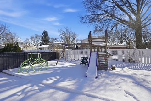Tiny photo for 1443 S Highland Avenue, Arlington Heights, IL 60005 (MLS # 12552425)