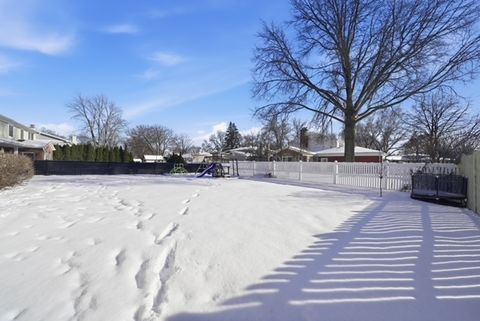 Tiny photo for 1443 S Highland Avenue, Arlington Heights, IL 60005 (MLS # 12552425)