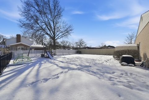 Tiny photo for 1443 S Highland Avenue, Arlington Heights, IL 60005 (MLS # 12552425)