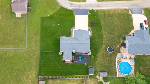 Tiny photo for 9807 Northridge Circle, Clinton, IL 61727 (MLS # 12698723)