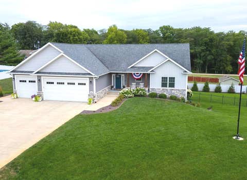 Photo of 9807 Northridge Circle, Clinton, IL 61727 (MLS # 12698723)
