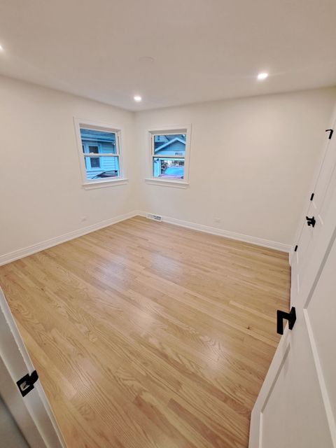 Tiny photo for 307 N Fairview Avenue, Mount Prospect, IL 60056 (MLS # 12634302)