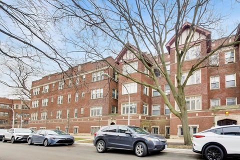 Tiny photo for 2221 E 68th Street #3, Chicago, IL 60649 (MLS # 12624290)
