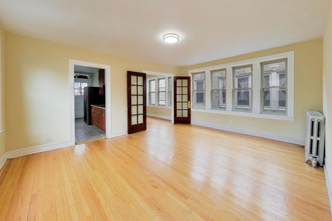 Tiny photo for 2221 E 68th Street #3, Chicago, IL 60649 (MLS # 12624290)
