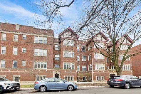 Photo of 2221 E 68th Street #3, Chicago, IL 60649 (MLS # 12624290)
