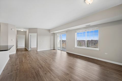 Tiny photo for 2220 Founders Drive #325, Northbrook, IL 60062 (MLS # 12571515)