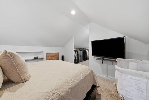 Tiny photo for 241 N Lord Avenue, Carpentersville, IL 60110 (MLS # 12697454)