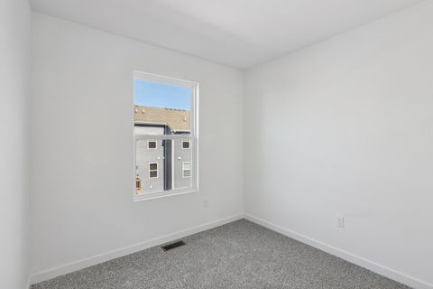 Tiny photo for 1437 Oakfield Lane, Pingree Grove, IL 60140 (MLS # 12603380)