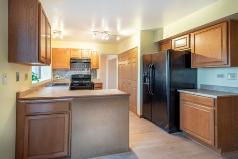 Tiny photo for 3140 Medford Court, Aurora, IL 60504 (MLS # 12578100)