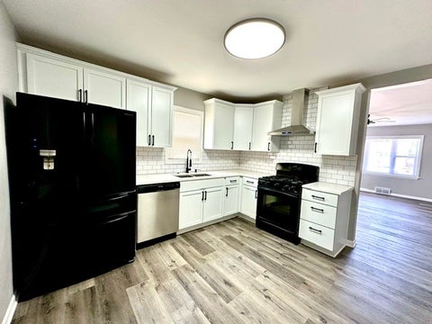 Tiny photo for 513 COOKANE Avenue, Elgin, IL 60120 (MLS # 12659870)