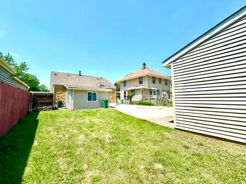 Tiny photo for 513 COOKANE Avenue, Elgin, IL 60120 (MLS # 12659870)