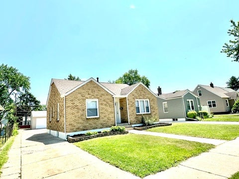 Tiny photo for 513 COOKANE Avenue, Elgin, IL 60120 (MLS # 12659870)