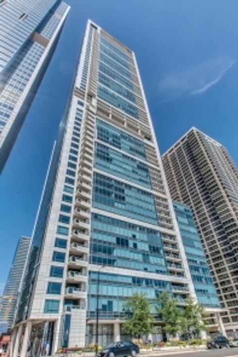 Tiny photo for 340 E RANDOLPH Street #2102, Chicago, IL 60601 (MLS # 12626571)